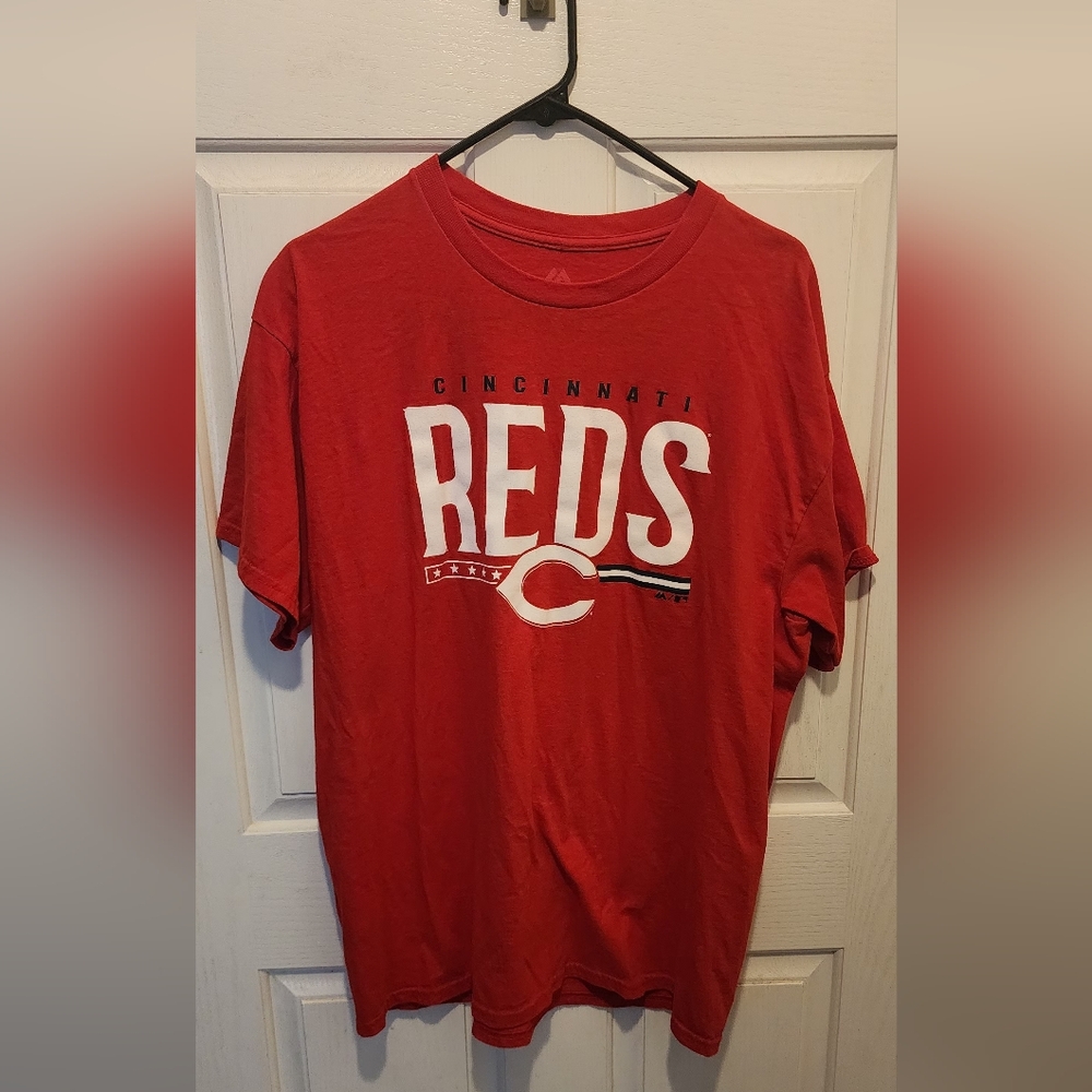 Majestic Red MLB Cincinnati Reds Short Sleeve Tee